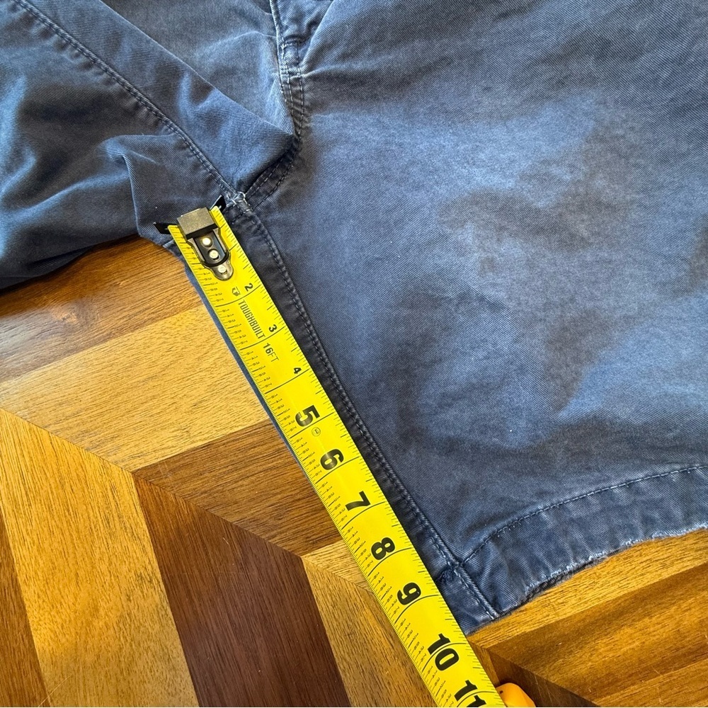 Abercrombie & Fitch Men's Blue Flat Front Shorts with belt vintage - Picture 5 of 9